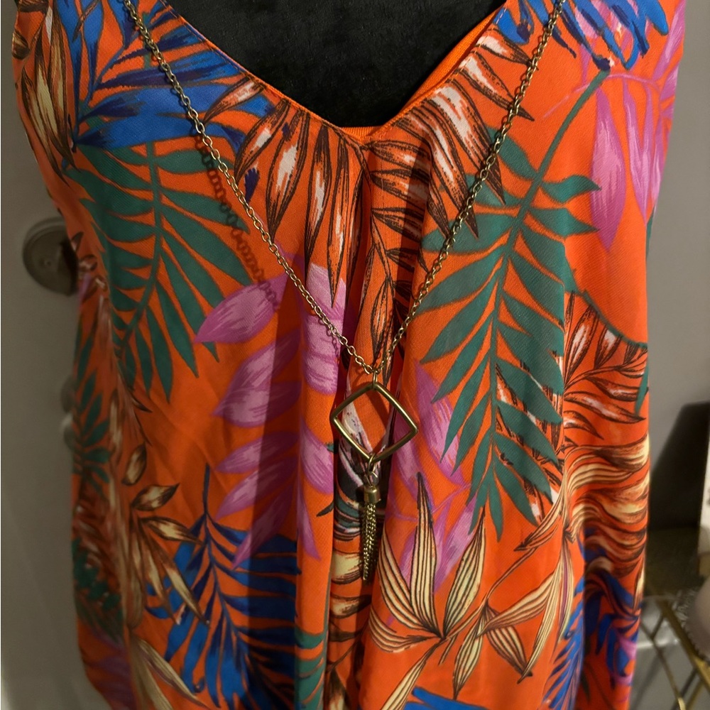 Shirt - Picture 3 of 6